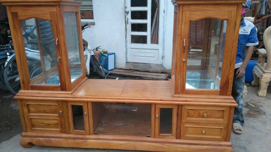 Kệ tivi gỗ gõ đỏ cao cấp