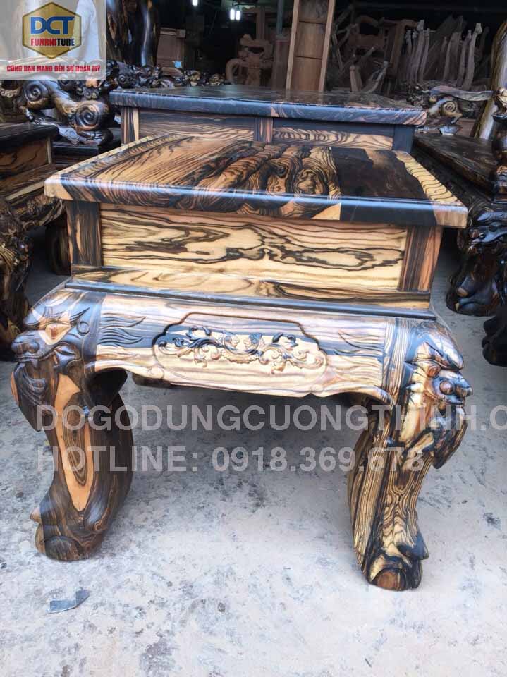 Bàn ghế mun sọc