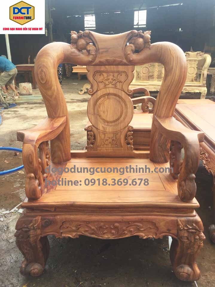 ban ghe huong van