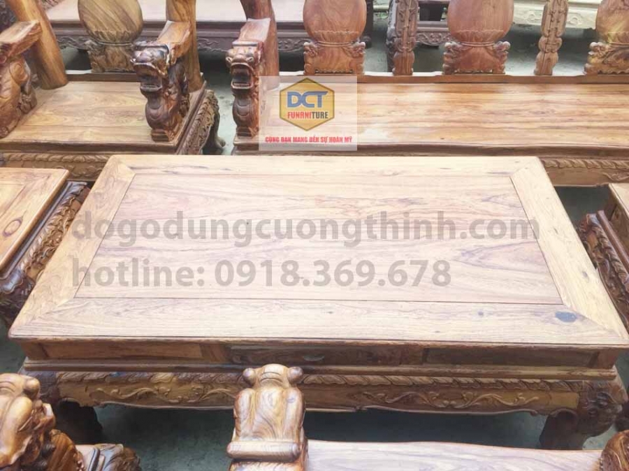ban ghe cham nghe