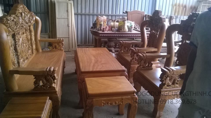 ban ghế gõ đỏ chạm Rồng
