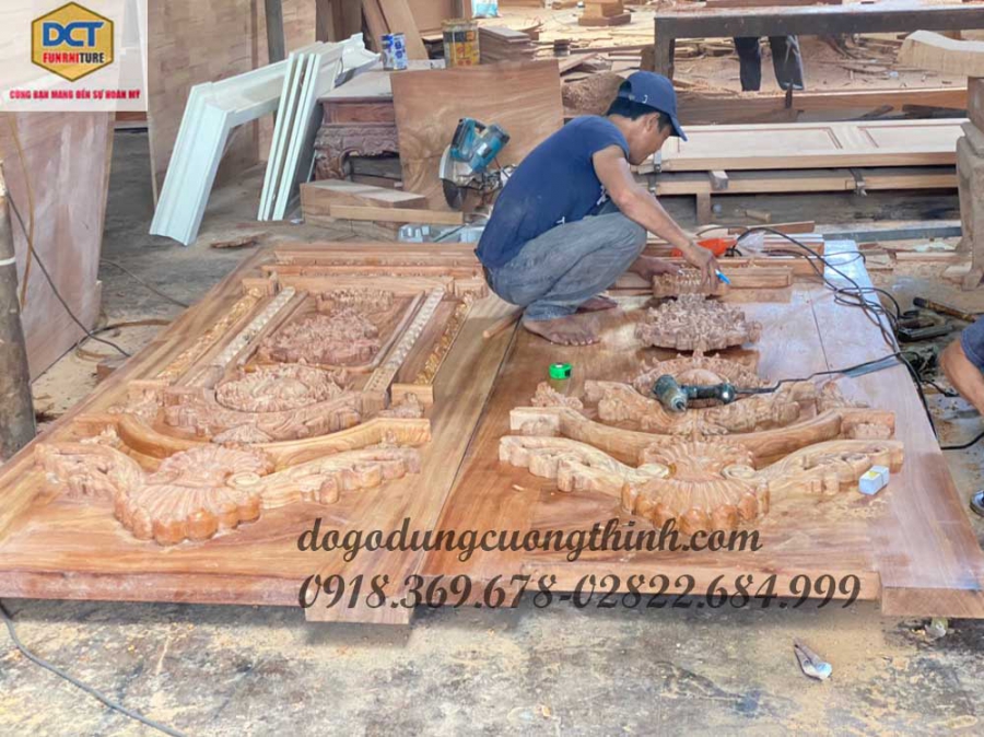 mau cua di hai canh co dien