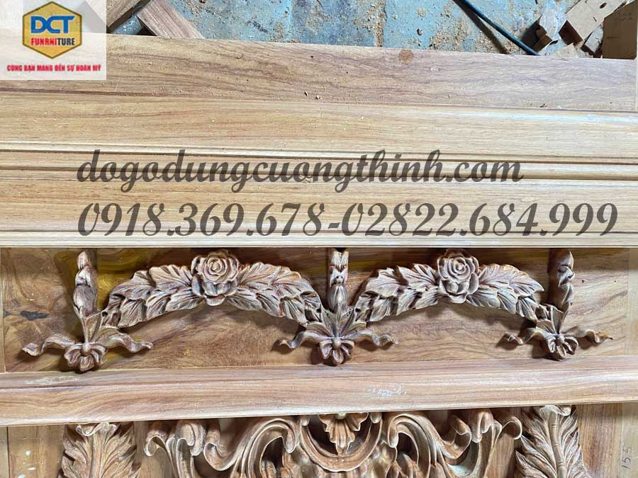 mau cua di hai canh co dien