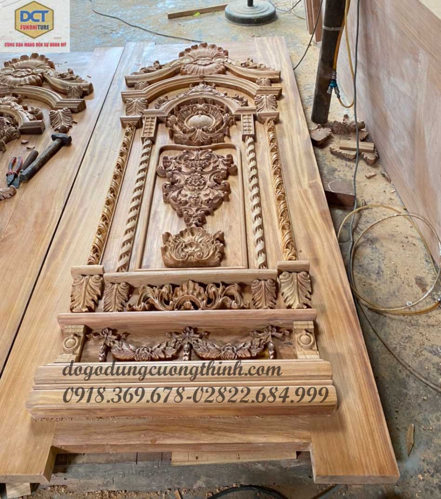 mau cua di hai canh co dien