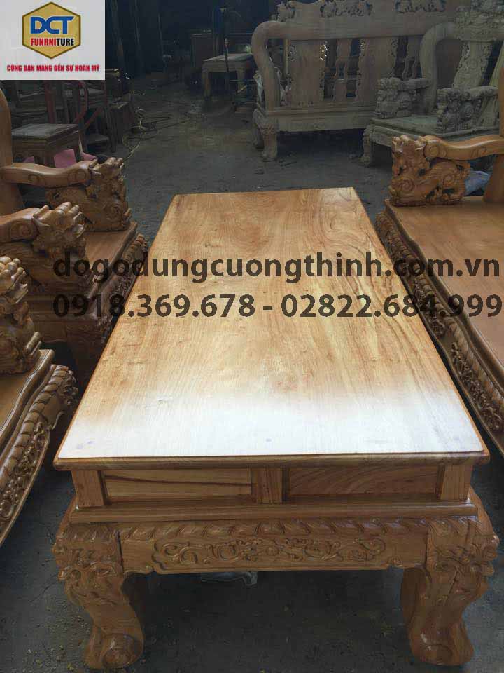 salon go phong khach
