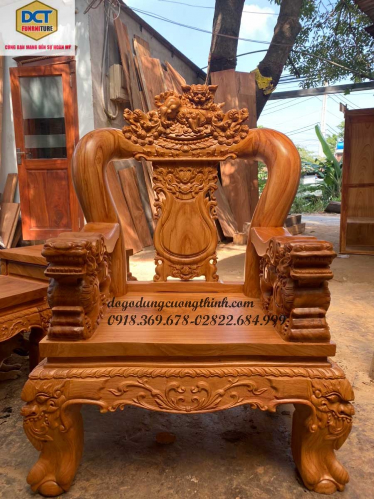 salon phong khach tay 14 cham nghe