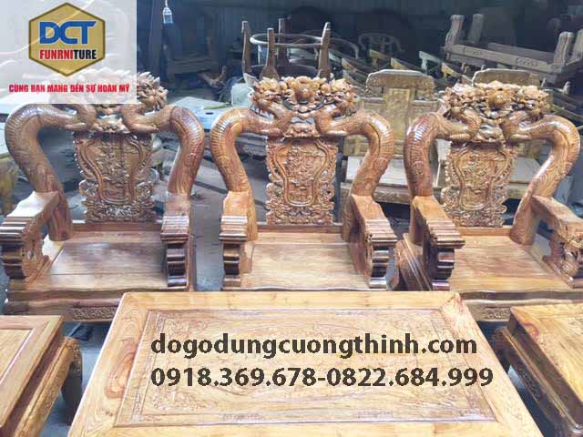 ban ghe go huong cham rong