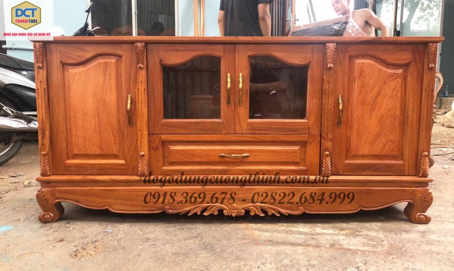 tủ tivi tân cổ điển  cho phòng ngủ