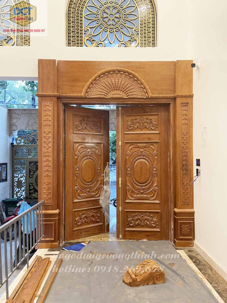 Dũng Cường Thịnh thi công cửa gỗ