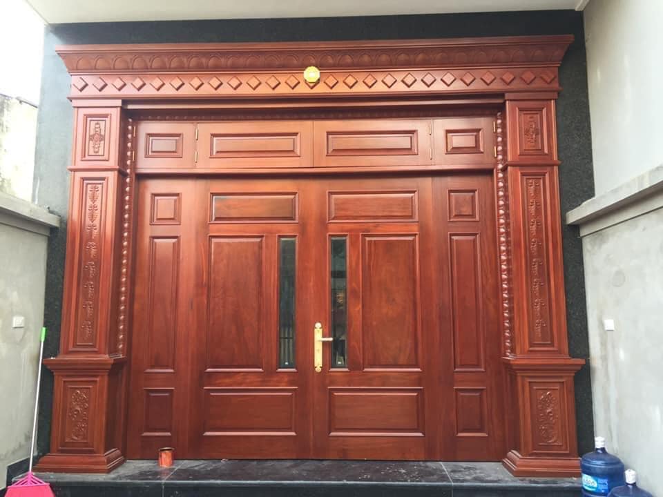 Báo giá cửa gỗ lim mới nhất