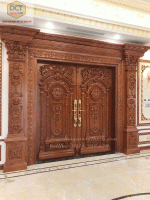 bo-cua-chinh-co-dien-go-go-do