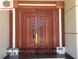 canh cua go cam xe| canh cua go tu nhien