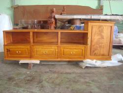 Kệ tivi gỗ gõ đỏ cao cấp