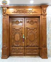 cánh cửa chính cổ điển cao cấp