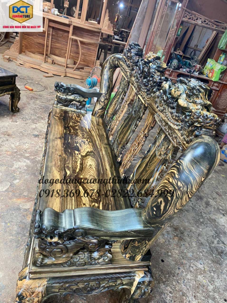 salon gỗ mun tay 14 chạm nghê