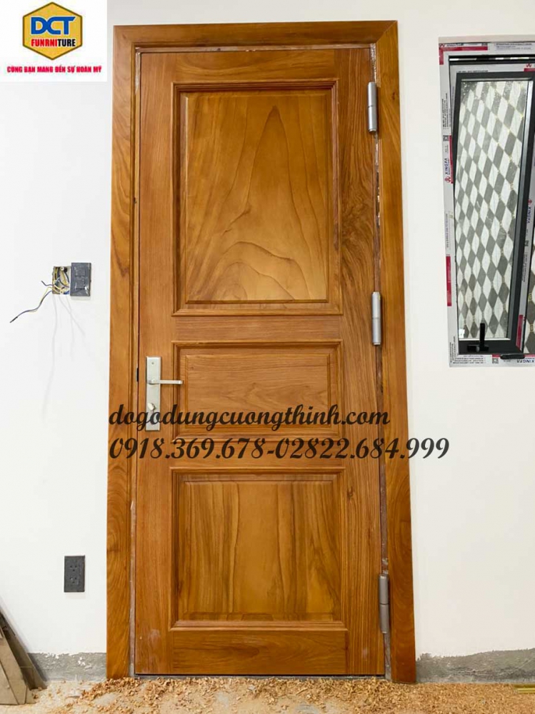 MẪU CỬA PHÒNG TÂN CÔ ĐIỂN ĐƠN GIẢN GỖ GÕ ĐỎ CP39GD